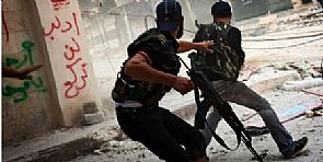 مقاتلو المعارضة السورية يحرزون تقدما في حي جوبر بدمشق