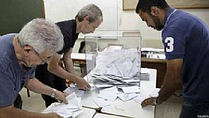 اليونانيون يقولون ‘لا’