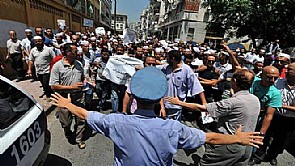 مقتل 22 في اشتباكات بالجزائر