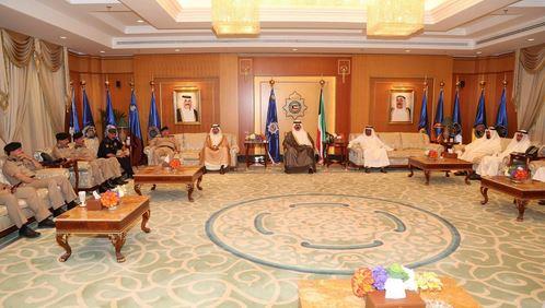 وزير الداخلية استقبل المهنئين بالعيد: الكويت منحتنا الكثير ولن نبخل عليها بشيء