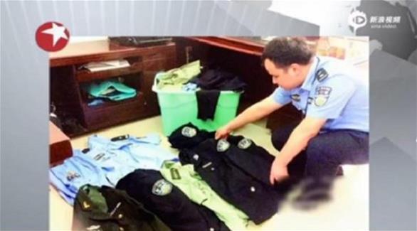 صيني يحول منزله إلى مركز شرطة لبيع الوثائق المزورة