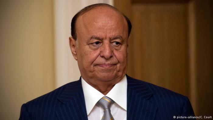 هادي يعيّن حيدر أبوبكر العطاس “رئيس وزراء الجنوب” سابقا مستشاراً له