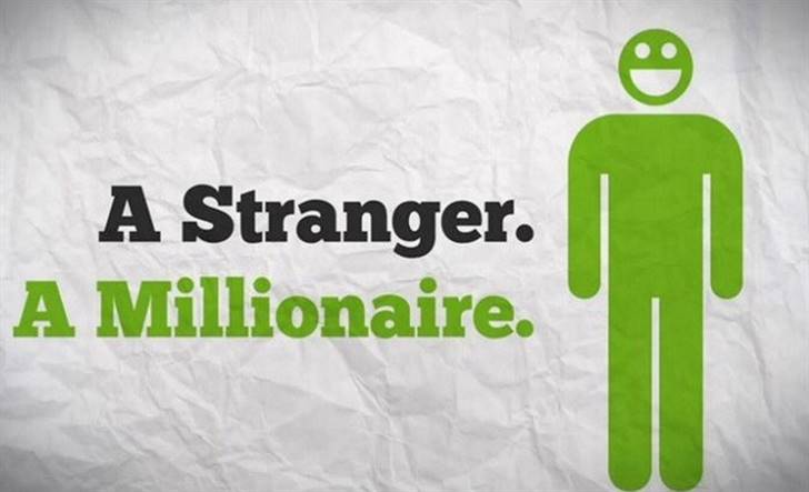 غريب يطلب التبرعات إلكترونيا ليصبح.. مليونيراً!