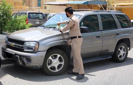 تحرير 1372 مخالفة وحجز 79 مركبة في «حولي» خلال 48 ساعة