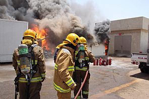 حريق هائل في ميناء عبدالله