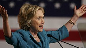 كلينتون وبوش يتبادلان الاتهامات بالتسبب بالفشل بالعراق