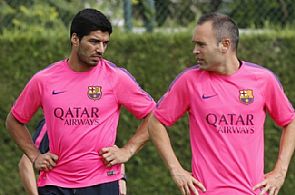 غرق أغنام انييستا وسواريز وكافاني