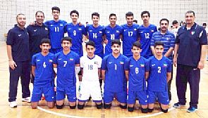 أزرق الطائرة للناشئين يتوجه إلى مسقط