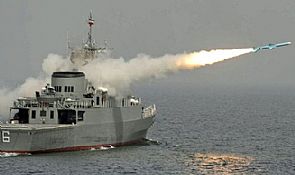 إيران : مناورة عسكرية كبرى قريباً