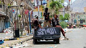 قوات إماراتية تحرر الرهينة البريطاني ‘دوغلاس’