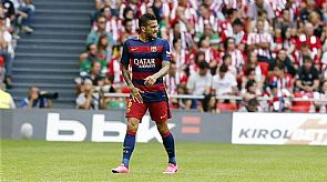 داني ألفيس يغيب 4 أسابيع عن برشلونة