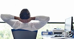 ساعات العمل الطويلة قد تؤدي للإصابة بالسكتة الدماغية