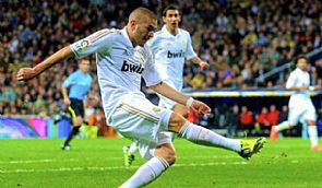 ريال مدريد يسحق بيتيس بخماسية بالدوري الإسباني