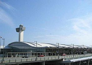 إغلاق جزئي لمطار نيويورك