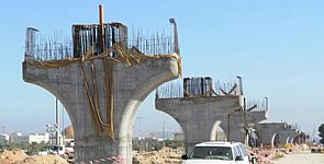 الاشغال: 71.5% نسبة الانجاز بمشروع طريق الجهراء