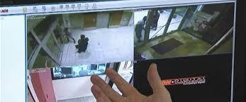 رجل وامرأة يعلقان فى مصعد بعد سرقتهما 26 ماسة