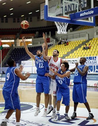 منتخب الكويت لكرة السلة يخسر مباراته الثالثة على التوالي في بطولة آسيا