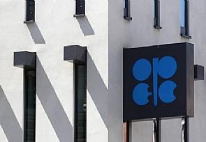 الفزيع: سوق النفط ستتوازن من تلقاء نفسها