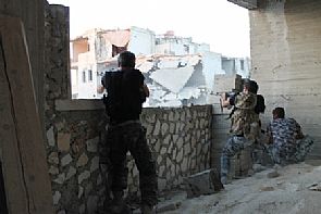 مقتل 57 شخصا في اشتباكات بريف ادلب