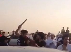 مشاجرة خماسية في حديقة