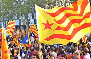 انطلاق الانتخابات الإقليمية في كتالونيا