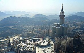 الحجاج يبدأون بمغادرة مكة