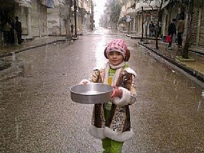 مقتل 10 أشخاص بانفجار سيارة مفخخة باللاذقية