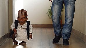 وفاة أقصر إنسان بالعالم عن عمر 76 عاماً