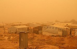 عاصفة رملية تضرب لبنان