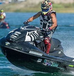 عبدالرزاق يحقق المركز الثالث ببطولة الدراجات المائية