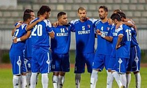 الأزرق في مباراة مصيرية الليلة