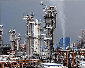 وزير النفط: 615 الف برميل يوميا من مصفاة الزور الجديدة