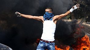 ناشطون فلسطينيون يحرقون ‘قبر يوسف’ بنابلس