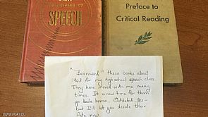 استعار كتابين في 1963 وأعادهما في 2015