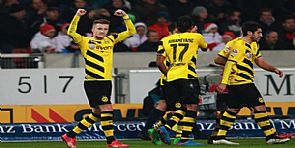 ‘دورتموند’ يفوز بثلاثية على ‘فيردر بريمن’ ويقترب من البايرن