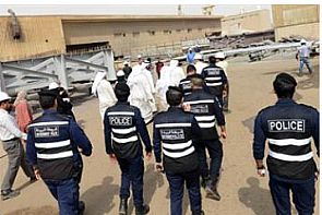 البيئة ترصد عشرات المخالفات بمصانع الشعيبة