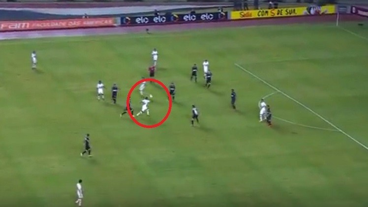 بالفيديو.. هدف برازيلي عالمي نادرا ما يتكرر