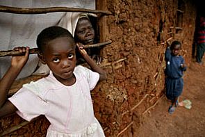 ‘يونيسيف’ تحذر من تعرض 11 مليون الى مخاطر الجوع والمرض