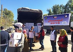 الهلال الاحمر يواصل حملته لمساعدة السوريين بلبنان