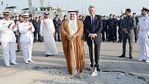 بريطانيا تدشن قاعدة عسكرية بالبحرين