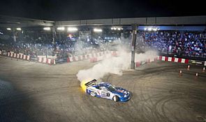 دحام يفوز بلقب بطولة ريدبل ‘ملك الدرِفت’