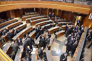 لبنان مهدد بخسارة قروض تتجاوز المليار دولار