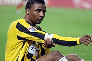 نور يوقع مغردي السعودية في ظلام الحيرة