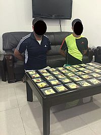 حارسان للأمن بالكهرباء يستلمان 15 دينار من الموظفين للتبصيم عنهم