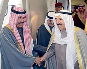 الأمير يعود إلى البلاد قادما من السعودية