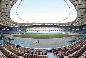 المنتخب الوطني يواجه نجوم العالم