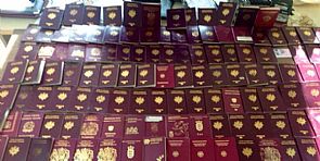 تركيا: توقف شخصين حاولا تهريب 148 جواز سفر أوروبي