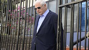 أمر اعتقال بحق رئيس بنما السابق