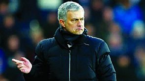 وكيل مورينيو ينفي وجود مباحثات مع يونايتد