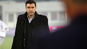 ليون يقيل فورنييه ويعين مساعده